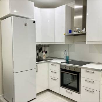 Сдается 1-комнатная квартира, 42 м²