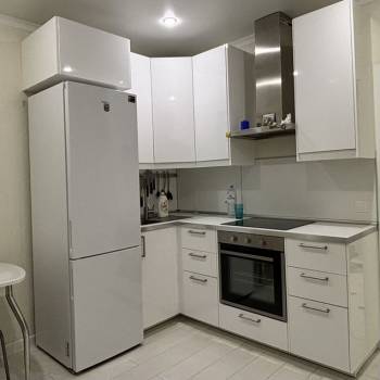 Сдается 1-комнатная квартира, 42 м²