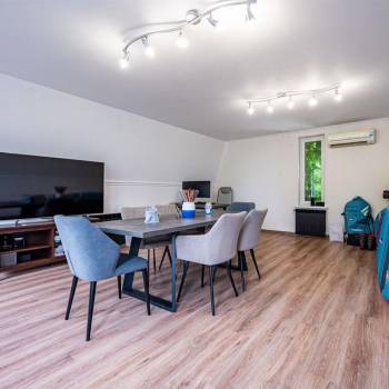 Продается Нежилое помещение, 105 м²