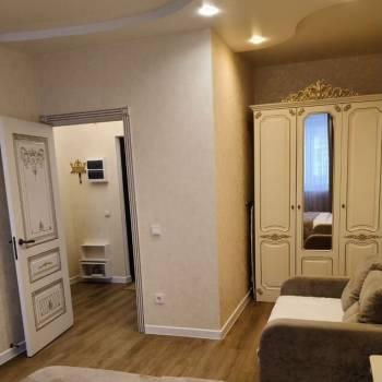 Сдается 1-комнатная квартира, 38 м²