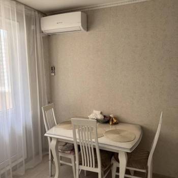 Сдается 1-комнатная квартира, 37 м²