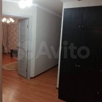 Сдается 2-х комнатная квартира, 60 м²