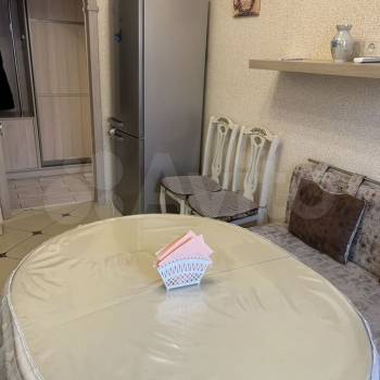 Сдается 1-комнатная квартира, 42 м²