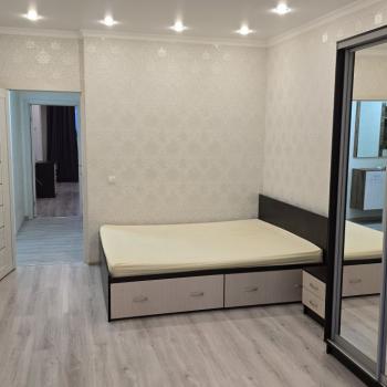 Сдается 2-х комнатная квартира, 76,7 м²