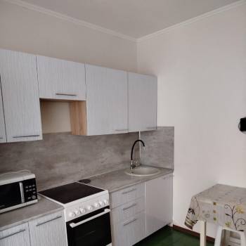 Продается 1-комнатная квартира, 35 м²