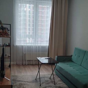 Сдается 1-комнатная квартира, 38 м²