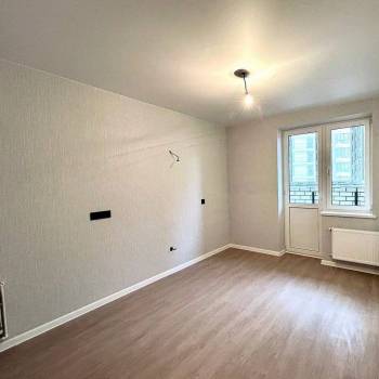 Продается 1-комнатная квартира, 45 м²