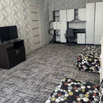 Сдается 1-комнатная квартира, 52 м²