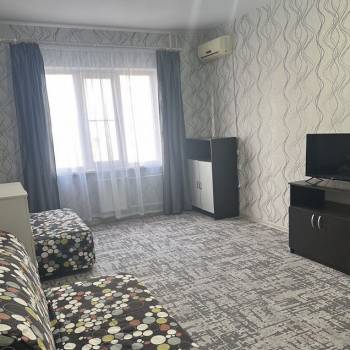 Сдается 1-комнатная квартира, 52 м²