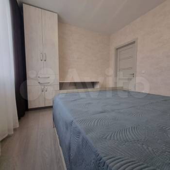 Сдается 1-комнатная квартира, 40 м²