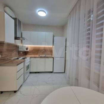 Сдается 1-комнатная квартира, 40 м²