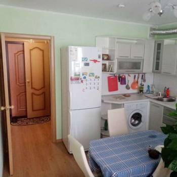 Продается 1-комнатная квартира, 35 м²