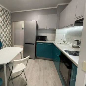 Продается 1-комнатная квартира, 34 м²