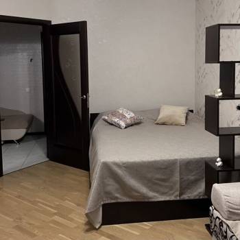 Продается 1-комнатная квартира, 38 м²