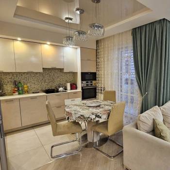 Продается Многокомнатная квартира, 102 м²