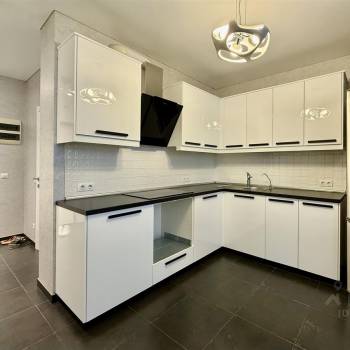 Продается 1-комнатная квартира, 40,3 м²