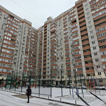 Продается 1-комнатная квартира, 45 м²