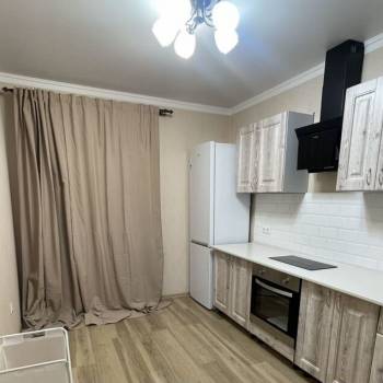 Продается 1-комнатная квартира, 34 м²