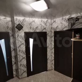 Продается 1-комнатная квартира, 49 м²
