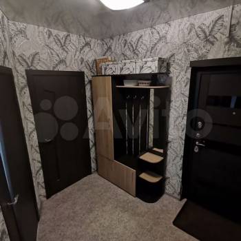 Продается 1-комнатная квартира, 49 м²