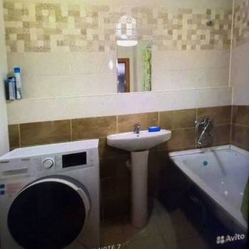 Сдается 2-х комнатная квартира, 65 м²