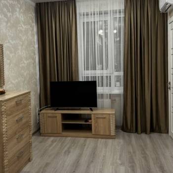 Сдается 2-х комнатная квартира, 80 м²