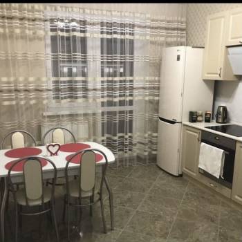 Сдается 1-комнатная квартира, 43 м²