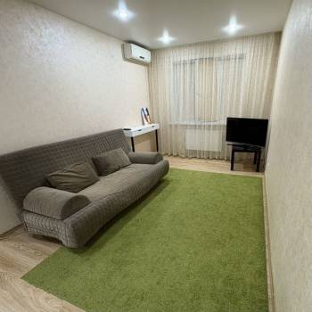 Сдается 1-комнатная квартира, 38 м²