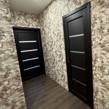 Продается 1-комнатная квартира, 42 м²