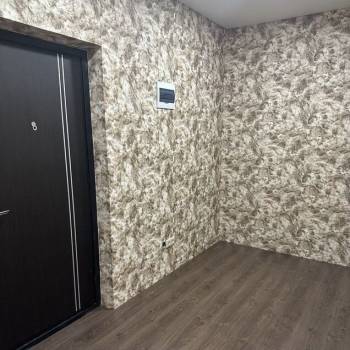 Продается 1-комнатная квартира, 42 м²