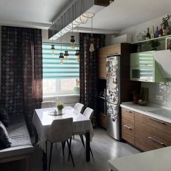 Продается 2-х комнатная квартира, 77 м²