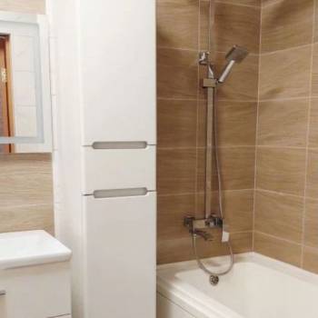 Продается 1-комнатная квартира, 43 м²