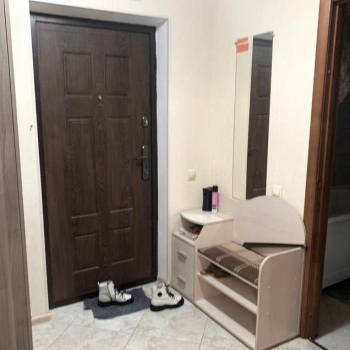 Продается 1-комнатная квартира, 40 м²