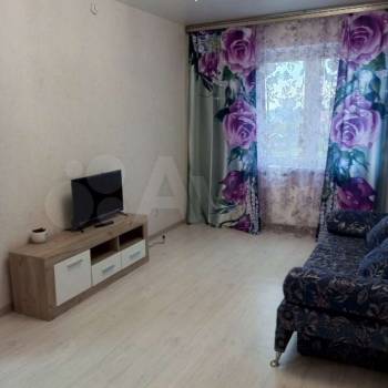 Сдается 1-комнатная квартира, 36 м²