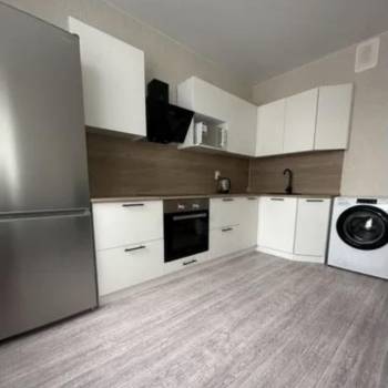 Сдается 1-комнатная квартира, 37 м²