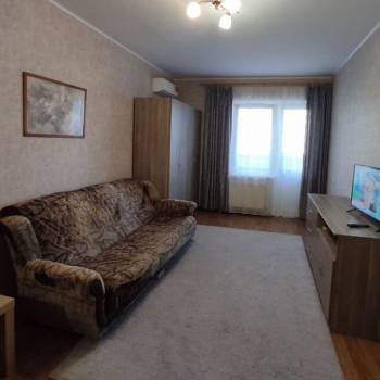 Продается 1-комнатная квартира, 36 м²