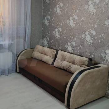 Сдается 1-комнатная квартира, 42 м²