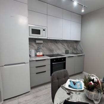 Продается 1-комнатная квартира, 36 м²