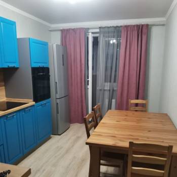 Сдается 1-комнатная квартира, 41 м²