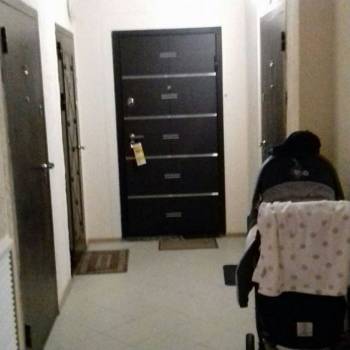 Продается 1-комнатная квартира, 42 м²