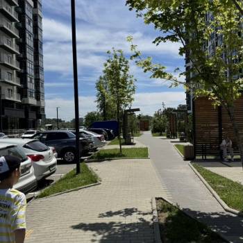 Продается 1-комнатная квартира, 42 м²