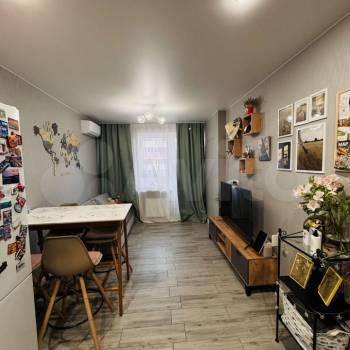 Продается 1-комнатная квартира, 38 м²