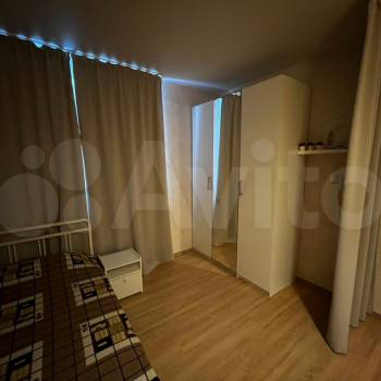 Сдается 1-комнатная квартира, 50 м²