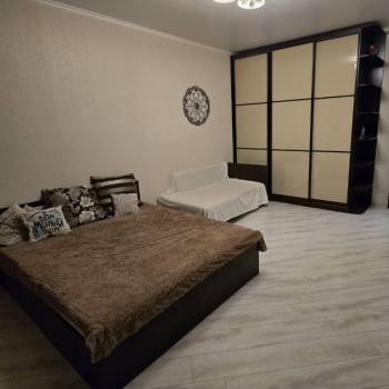 Продается 1-комнатная квартира, 48 м²