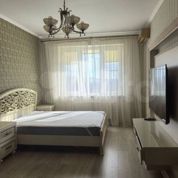 Сдается 1-комнатная квартира, 46 м²