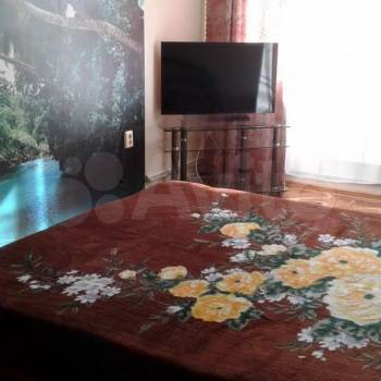 Продается 1-комнатная квартира, 51 м²