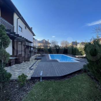 Продается Дом, 356 м²