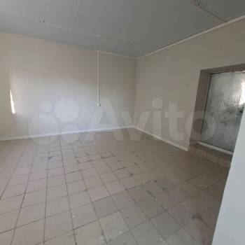 Сдается Нежилое помещение, 250 м²