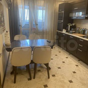 Продается 3-х комнатная квартира, 74,4 м²