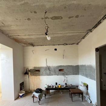 Продается Многокомнатная квартира, 180 м²